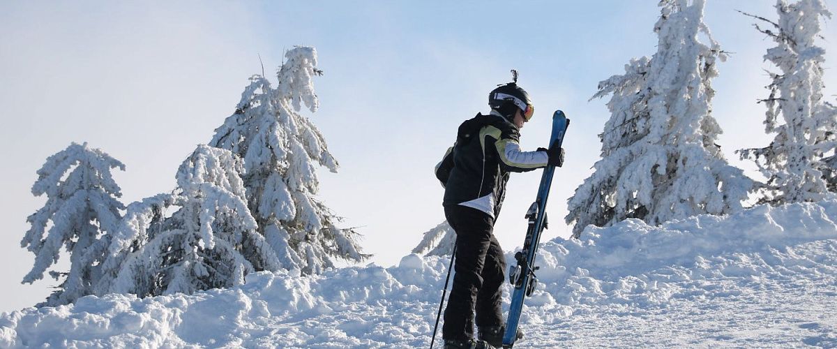 Необходимое лыжное снаряжение для начинающих